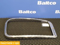 Рамка фары правая