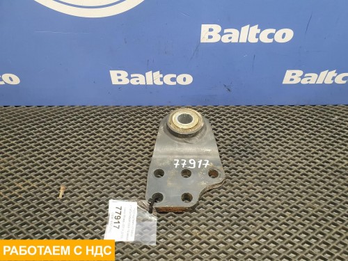 Кронштейн стойки стабилизатора правый