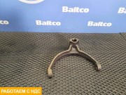 Вилка включения передачи